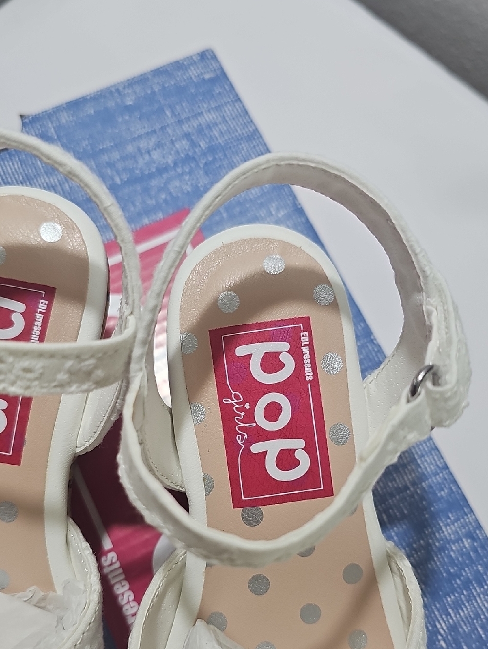 Pop Little & Big Friendly Wedge Girls Sandals. Size 11  (602) - Picture 10 of 12